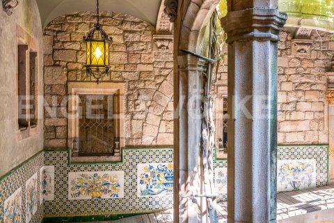 155 sq.m. commercial property for sale in Ciutat Vella, Barcelona, Catalonia, Spain № 2630 - photo 10