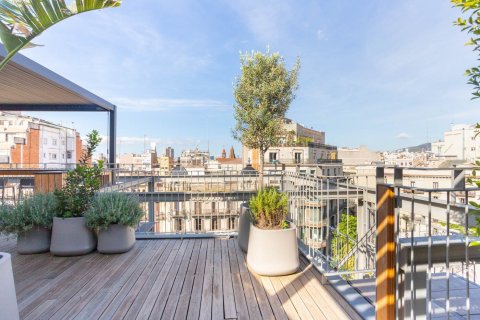 3 bedrooms apartment for rent in Barcelona, Catalonia, Spain № 1554 - photo 4