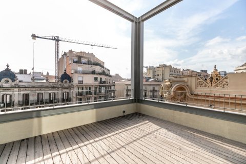 3 bedrooms apartment for rent in Barcelona, Catalonia, Spain № 1554 - photo 8
