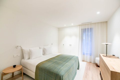 3 bedrooms apartment for rent in Barcelona, Catalonia, Spain № 1553 - photo 8