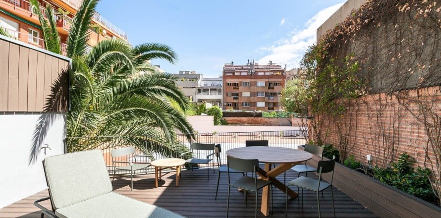 3 bedrooms apartment for rent in Barcelona, Catalonia, Spain № 1553