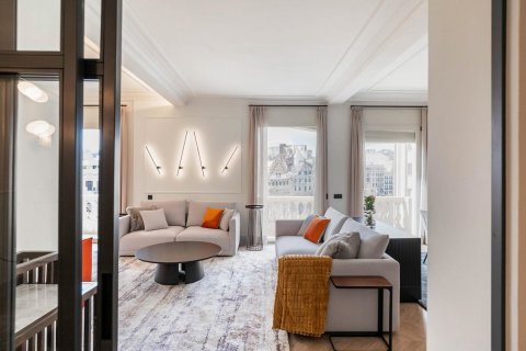 Apartamento de 4 dormitorios en alquiler en Barcelona, Cataluña, Spain № 1552 - foto 17
