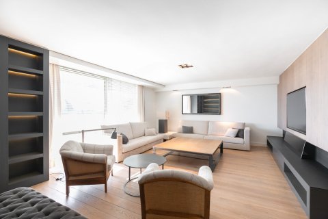 4 bedrooms apartment for rent in Barcelona, Catalonia, Spain № 1550 - photo 3