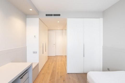 4 bedrooms apartment for rent in Barcelona, Catalonia, Spain № 1550 - photo 20