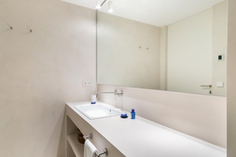 3 bedrooms apartment for rent in Barcelona, Catalonia, Spain № 1556 - photo 8