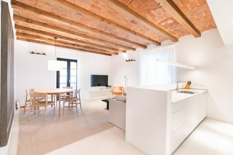 3 bedrooms apartment for rent in Barcelona, Catalonia, Spain № 1556 - photo 13