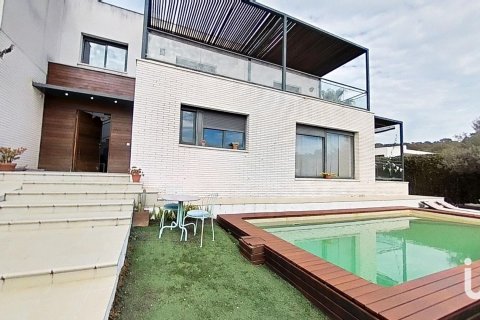 3 bedrooms house for sale in Cunit, Tarragona, Catalonia, Spain № 4945