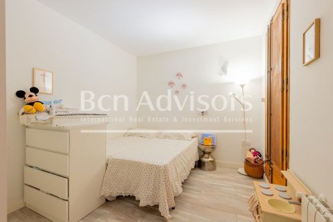 2 bedrooms apartment for sale in Eixample, Barcelona, Catalonia, Spain № 2909 - photo 17
