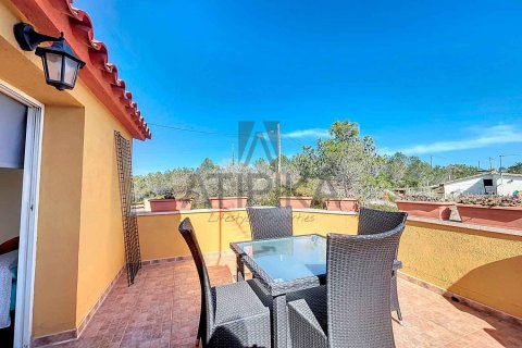 Сasa de 3 dormitorios en venta en Olivella, Barcelona, Cataluña, Spain № 2367 - foto 23
