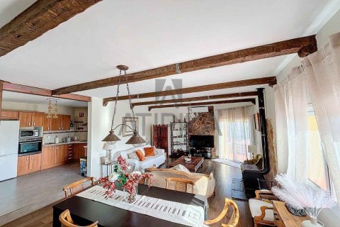 Сasa de 3 dormitorios en venta en Olivella, Barcelona, Cataluña, Spain № 2367 - foto 30