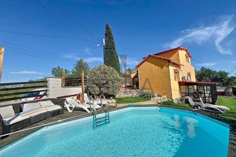 Сasa de 3 dormitorios en venta en Olivella, Barcelona, Cataluña, Spain № 2367 - foto 2