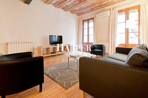 2 chambres apartment à vendre à Ciutat Vella, Barcelona, Catalonia, Spain № 2370 - photo 2