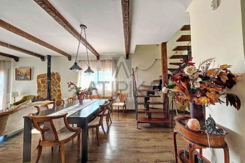 Сasa de 3 dormitorios en venta en Olivella, Barcelona, Cataluña, Spain № 2366 - foto 6