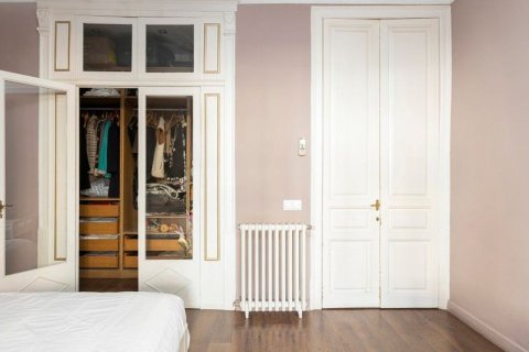 2 bedrooms apartment for sale in Barcelona, Catalonia, Spain № 5244 - photo 13