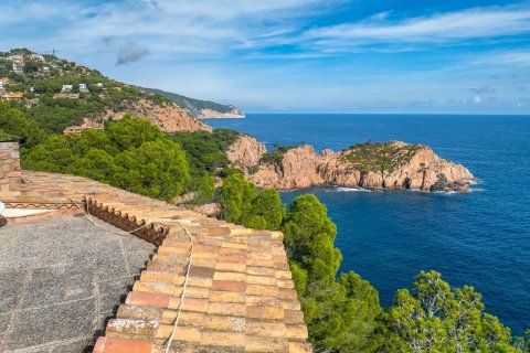 4 bedrooms house for sale in Tamariu, Girona, Catalonia, Spain № 5242 - photo 10