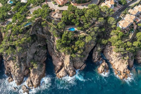 4 bedrooms house for sale in Tamariu, Girona, Catalonia, Spain № 5242 - photo 17