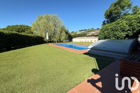 4 bedrooms apartment for sale in Sant Vicenc De Montalt, Barcelona, Catalonia, Spain № 4812 - photo 5
