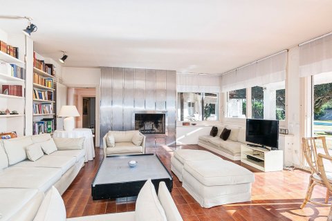 6 bedrooms house for sale in Sitges, Barcelona, Catalonia, Spain № 6476 - photo 16