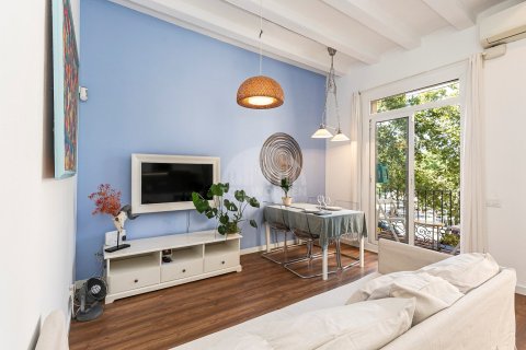 2 bedrooms apartment for sale in Ciutat Vella, Barcelona, Catalonia, Spain № 2779 - photo 2