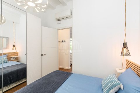 2 bedrooms apartment for sale in Ciutat Vella, Barcelona, Catalonia, Spain № 2779 - photo 25