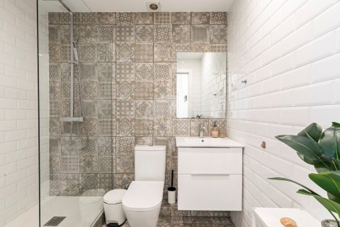 2 bedrooms apartment for sale in Ciutat Vella, Barcelona, Catalonia, Spain № 2779 - photo 22