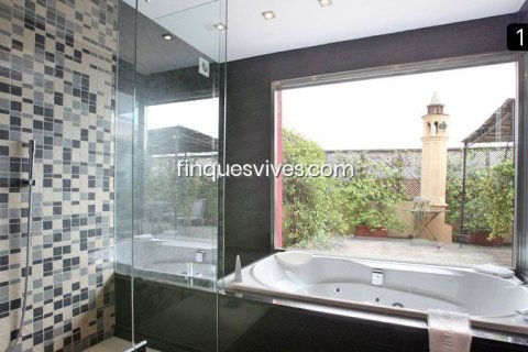 11 bedrooms house for sale in Sant Vicenc De Montalt, Barcelona, Catalonia, Spain № 2774 - photo 15