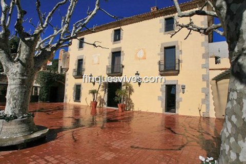 11 bedrooms house for sale in Sant Vicenc De Montalt, Barcelona, Catalonia, Spain № 2774 - photo 3