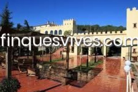 11 bedrooms house for sale in Sant Vicenc De Montalt, Barcelona, Catalonia, Spain № 2774 - photo 4