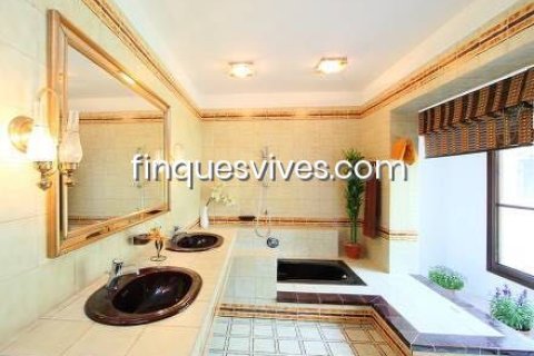 Купить дом в Сан-Поль-де-Мар, Испания с 8 спален, 529м², № 2773 - фото 20