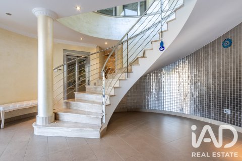 7 bedrooms house for sale in Sitges, Barcelona, Catalonia, Spain № 8340 - photo 9