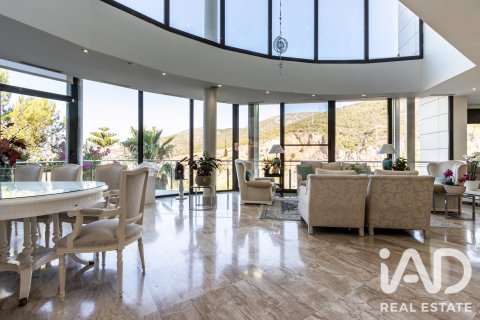 7 bedrooms house for sale in Sitges, Barcelona, Catalonia, Spain № 8340 - photo 13