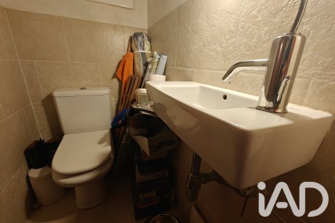 4 bedrooms apartment for sale in Barcelona, Catalonia, Spain № 8342 - photo 14