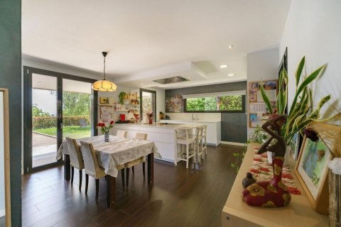 Сasa de 4 dormitorios en venta en Teia, Barcelona, Cataluña, Spain № 7193 - foto 19