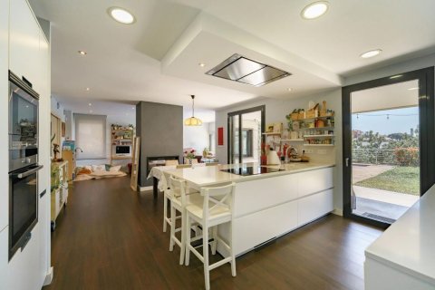 Сasa de 4 dormitorios en venta en Teia, Barcelona, Cataluña, Spain № 7193 - foto 12