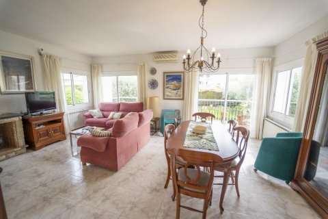 4 bedrooms house for sale in Coma-Ruga, Tarragona, Catalonia, Spain № 1321 - photo 12