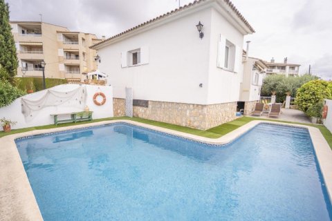 4 bedrooms house for sale in Coma-Ruga, Tarragona, Catalonia, Spain № 1321 - photo 2