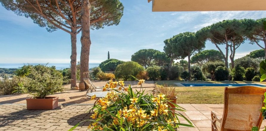5 bedrooms house for sale in Sant Andreu de Llavaneres, Barcelona, Catalonia, Spain № 3582