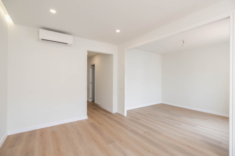 3 bedrooms apartment for sale in Barcelona, Catalonia, Spain № 3644 - photo 4
