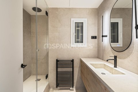 3 bedrooms apartment for sale in Barcelona, Catalonia, Spain № 1308 - photo 4