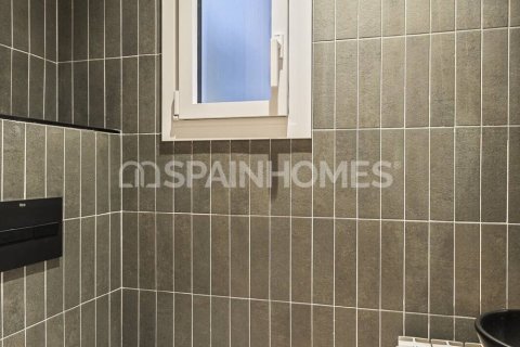 3 bedrooms apartment for sale in Barcelona, Catalonia, Spain № 1308 - photo 3