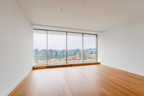 4 bedrooms apartment for sale in Barcelona, Catalonia, Spain № 3596 - photo 13