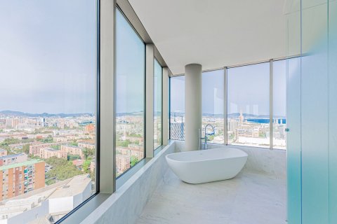 4 bedrooms apartment for sale in Barcelona, Catalonia, Spain № 3596 - photo 5
