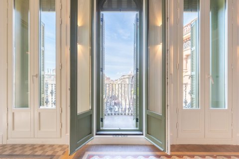 2 bedrooms apartment for sale in Barcelona, Catalonia, Spain № 3594 - photo 17
