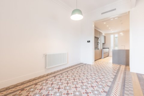 2 bedrooms apartment for sale in Barcelona, Catalonia, Spain № 3594 - photo 20