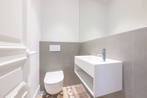 2 bedrooms apartment for sale in Barcelona, Catalonia, Spain № 3594 - photo 15