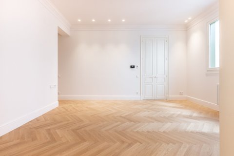 2 bedrooms apartment for sale in Barcelona, Catalonia, Spain № 3594 - photo 7