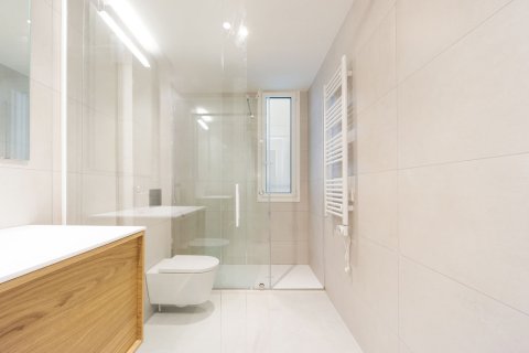 2 bedrooms apartment for sale in Barcelona, Catalonia, Spain № 3591 - photo 5