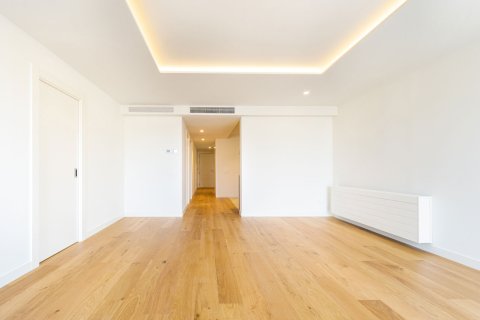 2 bedrooms apartment for sale in Barcelona, Catalonia, Spain № 3591 - photo 14