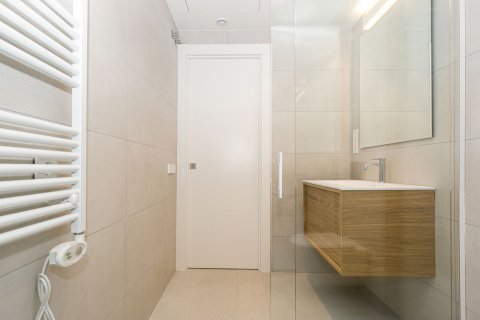 2 bedrooms apartment for sale in Barcelona, Catalonia, Spain № 3591 - photo 3