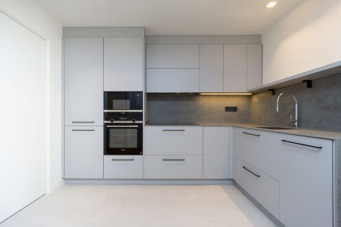 2 bedrooms apartment for sale in Barcelona, Catalonia, Spain № 3591 - photo 13